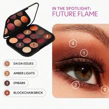 Mac Connect In Colour 眼影盤 #Future Flame 12.2g/0.43 Oz | 熾熱 12 色眼影盤 | 一抹顯色、色素飽滿 | 輕盈絲滑質地 | 均勻無縫暈染 - 未來之焰 - 12.2g - 查看 2
