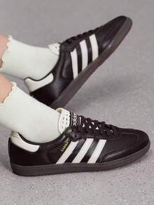 Adidas SAMBA OG W Low-Top Sneakers - Coffee Brown - View 1