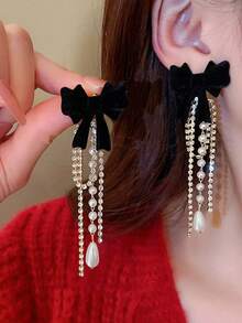 1 Pair Minimalist Bow Pearl Fuzzy Exclusive Elegant Earrings - Black - View 2