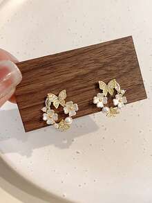 1 Pasang Anting Tusuk Minimalis Elegan Berkilau Berlian Imitasi Mutiara Bunga Kecil Gaya Baru Peri Kupu-kupu Indah Gaya Keren untuk Anak Perempuan Perhiasan Fashion - MultiWarna - View 3