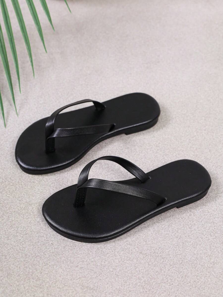 Black Solid Color Kids Flip Flop Sandals, Minimalist Thin Strap Flat Sole, Daily Indoor/Outdoor Wear, Girls Slip-On Flip Flops