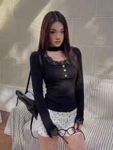 Atasan Lengan Panjang Leher Bentuk Hati dengan Hiasan Renda, Kancing Depan, Kain Elastis Lembut, Hitam, Atasan Elegan untuk Musim Gugur/Dingin, Cocok untuk Pakaian Santai dan Bepergian. - Hitam - View 7