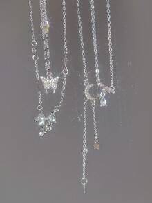 1 Set de 5 piezas Collar con Diseño Vintage, Elegante y Moderno Estilo Y2K con Colgantes de Corazón, Mariposa, Gota de Agua, Lazo, Estrella, Luna, Cruz, Rhinestone y Borla, Collares Multicapa, Adecuado para Vacaciones, Fiesta, Cita, Regalo, Uso Diario - Plateado - Ver 4