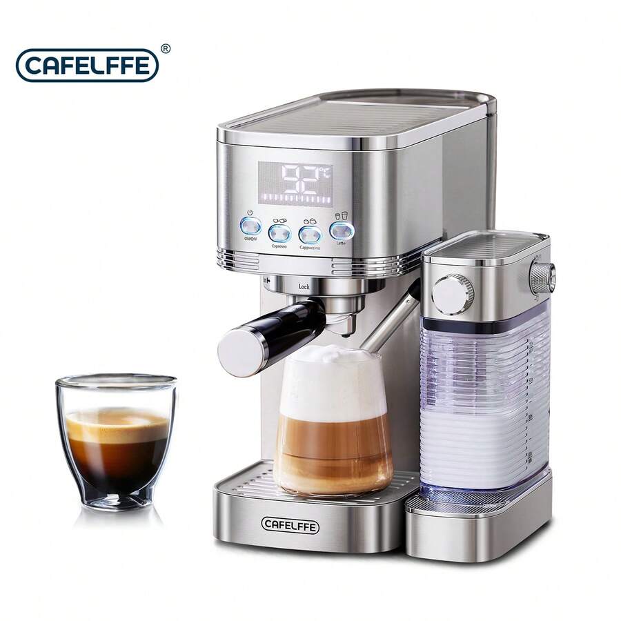 CAFELFFE半自動義式咖啡機,配備自動奶泡系統,一鍵操作即可製作濃縮、拿鐵與卡布奇諾,20巴高壓,1.3升水箱及0.7公升奶罐,自清潔功能,半自動咖啡機配數位顯示器與溫度控制 - 英規插(220-240V) - 查看 1