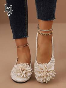 1 Pair Fashion Decorative Flower Women's Mary Jane Ballet Flats, Suitable For Party, Weekend, Banquet, Daily Wear - White - View 5