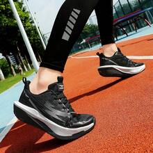 Sepatu Lari Bertali Gradien Pria dan Wanita, Ideal untuk Berjalan, Berlari, dan Aktivitas di Gym - Hitam - View 8