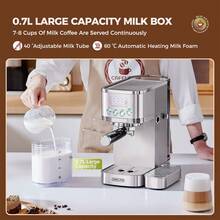 CAFELFFE半自動義式咖啡機,配備自動奶泡系統,一鍵操作即可製作濃縮、拿鐵與卡布奇諾，20巴高壓，1.3升水箱及0.7公升奶罐，自清潔功能，半自動咖啡機配數位顯示器與溫度控制 - 英規插(220-240V) - 查看 5