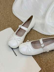White Mary Jane Hidden Wedge Shoes, Split Toe Ruched Round Toe, Upper With Delicate Bow, Single Strap Metal Buckle Low Vamp Shoes, Sweet Style Slouchy Women's Shoes - Beige - View 5
