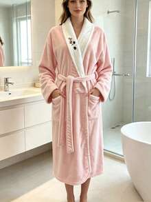 1件女款珊瑚絨柔軟吸水刺繡浴袍浴巾，浴室情侶風 - 粉色 - 查看 4