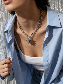 1 pièce Collier pendentif cœur riveté style gothique Halloween, convient pour les fêtes, Halloween, le port quotidien. - Argent - Voir 3