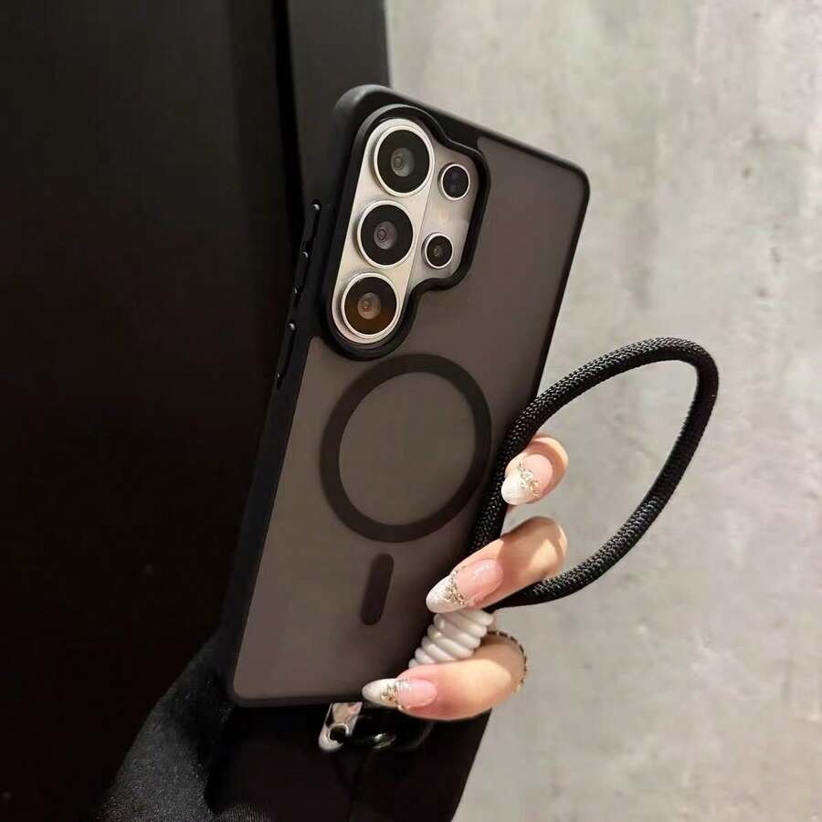 Magnetic Phone Case With Lanyard And Soft-Touch Texture For Galaxy S21 22 23 Plus 24 24 Ultra 25 25 Plus 25 Ultra 26 26 Plus 26 Ultra A07 17 16 26 36 56 - Black - View 1
