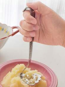 1pc Stainless Steel Potato Masher Kitchen Tool - Silver - View 4