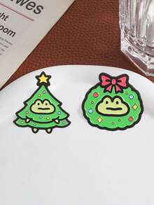 QIHOO 1pc Cute Frog Christmas Enamel Brooch, Tree Wreath Design, Lapel Pin, Clothing & Bag Holiday Decoration - Multicolor - View 6