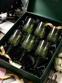 Light Luxury Vintage Dark Green Embossed High-Stem Wine Glass, Exquisite Diamond Cut Texture, Atmosphere-Enhancing, Wedding Banquet Table Decor, Home Gathering, Soft Decoration Gift Choice - View 4