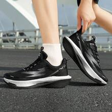 Sepatu Lari Bertali Gradien Pria dan Wanita, Ideal untuk Berjalan, Berlari, dan Aktivitas di Gym - Hitam - View 2