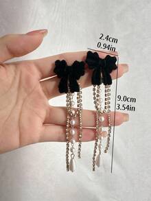 1 Pair Minimalist Bow Pearl Fuzzy Exclusive Elegant Earrings - Black - View 4