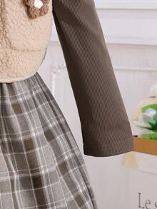 A Two Pieces Casual Style Girls' Vest And Dress Set In Plaid Fabric, Suitable For Outdoor Wear In Autumn And Winter. - Mocha Brown - View 8