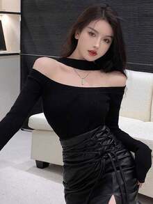 Sweater Halterneck Polos Warna Hitam - Hitam - View 4