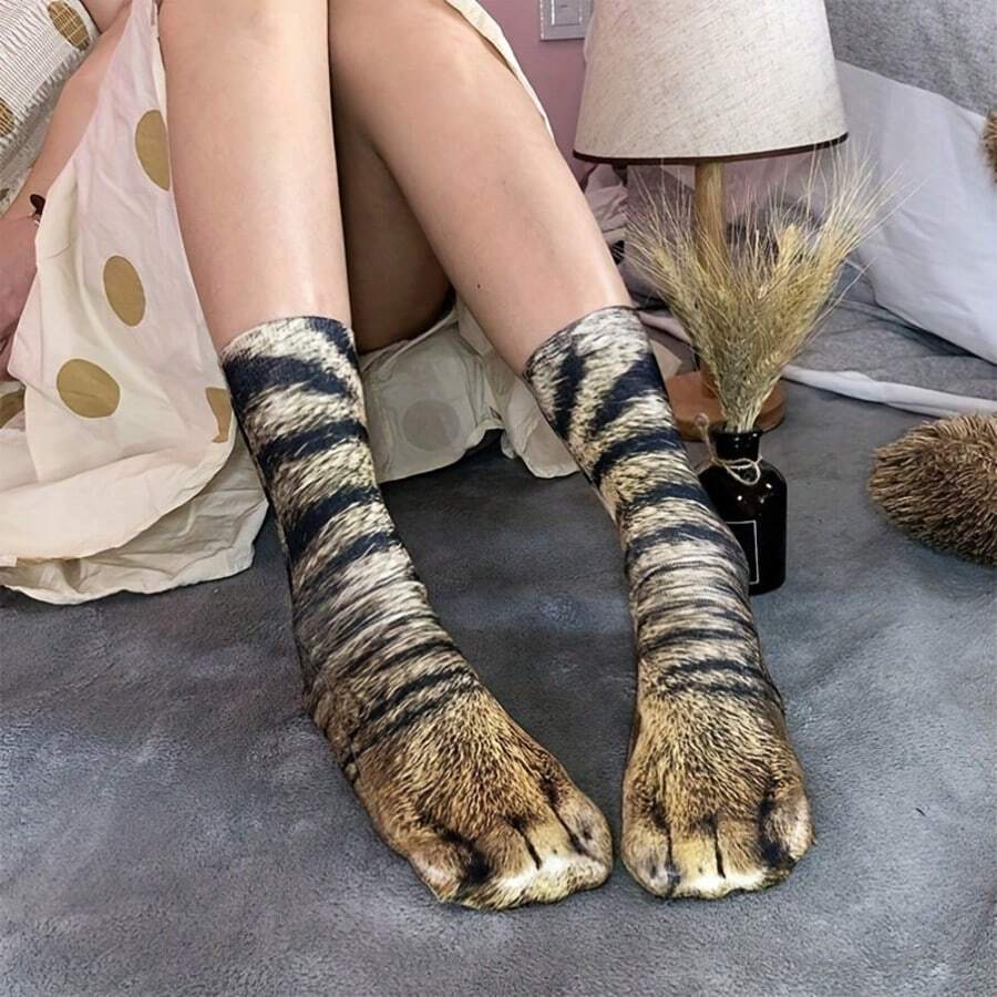 1 Pair Animal Socks Digital Print Realistic Cat Dog Funny Quirky Personalized Socks,Halloween - Multicolor - View 1
