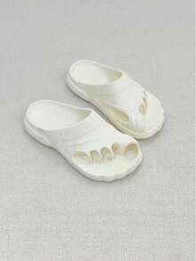 White Five-Toe Split Toe Flip Flops, One-Piece Molded EVA, Claw-Shaped Hollow Design, Built-In Arch Support Insole, Thick Sole Shock Absorption, Unisex - White - View 3