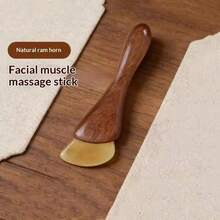 1 Set Isi 5 Buah Papan Gua Sha Tanduk dengan Pegangan Kayu Anti Selip, Alat Pijat Wajah untuk Kecantikan dan Perawatan Kulit di Rumah - View 6