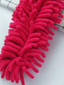 Cute Chick Chenille Dust Duster, Washable Dusting Brush, Handheld Desktop Car Cleaning Brush, Electrostatic Furniture Duster, For Home And Office Daily Use, Christmas Gift For Home Cleaning Enthusiasts - Multicolor - View 4