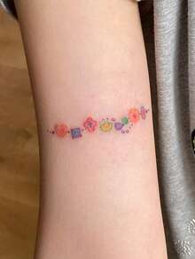 1pc Colorful Heart Flower Geometric Bracelet Pattern Temporary Tattoo Sticker, Realistic Fake Tattoo Design, Suitable For Daily, Bachelorette Party Favors, Music Festivals, Games, Graduation Gifts, Lasts 3‑5 Days - Multicolor - View 5
