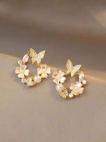 1 Pasang Anting Tusuk Minimalis Elegan Berkilau Berlian Imitasi Mutiara Bunga Kecil Gaya Baru Peri Kupu-kupu Indah Gaya Keren untuk Anak Perempuan Perhiasan Fashion - MultiWarna - View 1