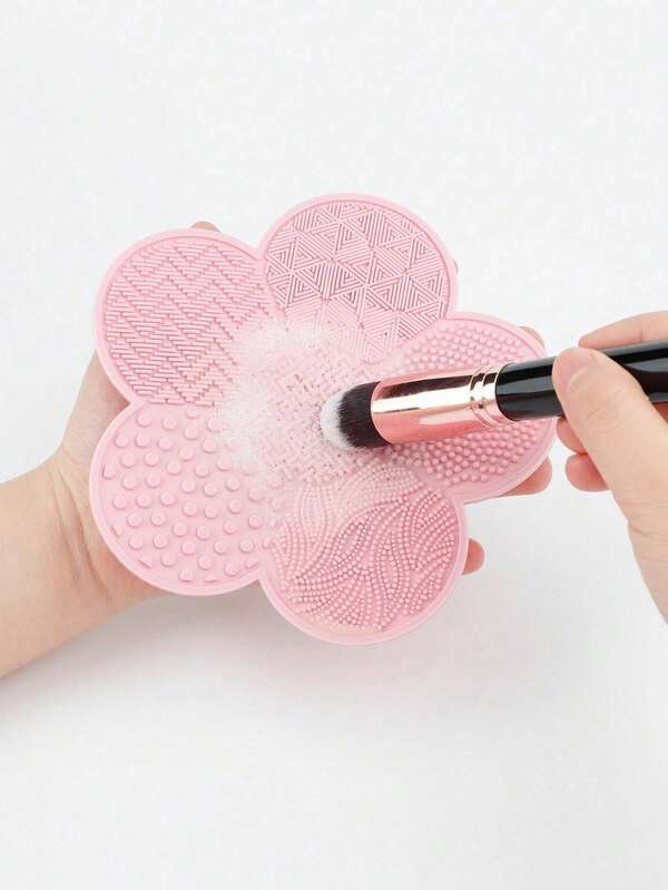 Silicone Makeup Brush Cleaning Pad, Flower Shaped, With Suction Cup, Portable Cleaning Tool, Suitable As Valentine's Day, Birthday Gift, Party Favor