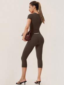 TimeOff Women's One Set Solid Color Round Neck Short Sleeve Slim Fit Butt-Lifting Mid-Length Pants Sports Set - Coffee Brown - View 3