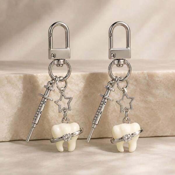 1pc/2pcs Unisex Rhinestone Teeth Funny Pendant Alloy Syringe Accessory Keychain Creative Bag Charm