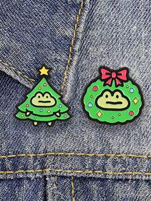QIHOO 1pc Cute Frog Christmas Enamel Brooch, Tree Wreath Design, Lapel Pin, Clothing & Bag Holiday Decoration - Multicolor - View 2