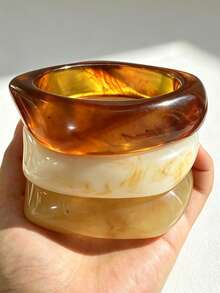 Nhiều màu
