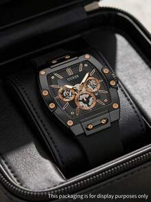 Jam Tangan Quartz Multifungsi Berbentuk Silinder Hitam GUESS Pria dengan Tali Silikon Lembut GW0203G8 - Satu-Ukuran - View 3