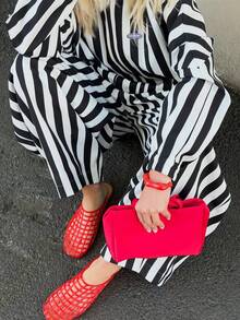 New Fashion Elegant Striped Colorblock Daily Vacation College Style Women's INS Jacket - Black and White - View 5