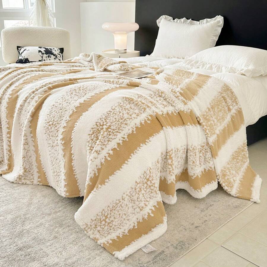 1pc Striped Jacquard Thin Blanket, Summer Use, No Pillowcase, Soft And Skin-Friendly, Multiple Sizes, Multi-Purpose Blanket For Sofa, Bed, Suitable For Office, Living Room Sofa, Bedroom Bed, Suitable For Spring And Summer Use - Mustard Yellow - View 1