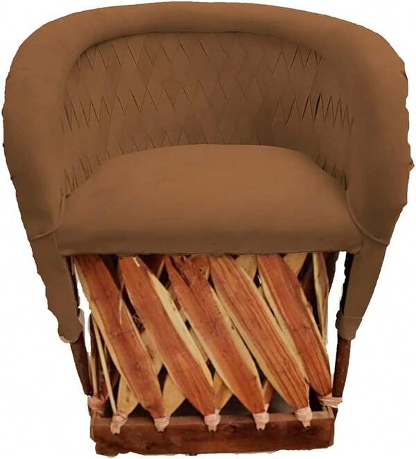 Mueble Silla Equipal Modelo Tequila Rustico % de Piel Originapor Equipales San José, hecho enéxico para Hogar, Bar, Restaurante, Oficina, Hoteles, Patio, Jardines, Salas, Cafeterías, Casa de playa, Campestre, Comedores (Cajeta)