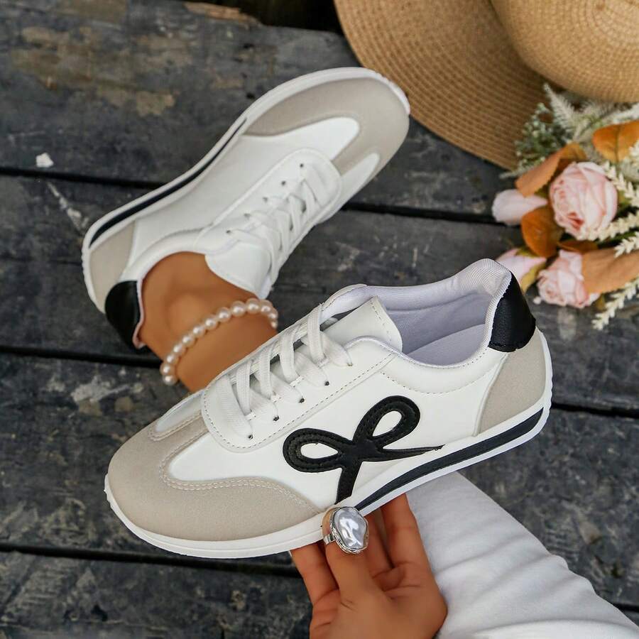1 Pair Elegant Casual Preppy Women's Flat Lace-Up Sneakers, PU Leather Lightweight Breathable Running Shoes For School, Party, Office, Holiday, Outdoor, All Seasons - Black - View 1