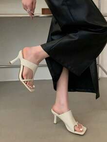 Sandal Selop Hak Tinggi Ujung Persegi Bergaya Retro untuk Wanita, Sandal Jepit Hak Tipis Musim Panas Terbaru untuk Aktivitas Luar Ruangan, Sandal Jepit - Krem - View 4
