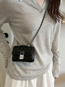 2026 Mini Women's Bag, Spring/Summer New Style, Fashionable Quilted Chain Crossbody Shoulder Bag, Small Square Purse For Travel - Black - View 5