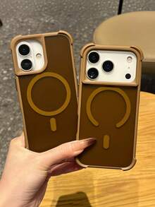1 buah Casing Ponsel Magnetik Mewah Matte Transparan dengan Tepi Persegi, Ramah Kulit, Kompatibel dengan iPhone 18 Pro Max 17 Pro Max AIR 16 15 14 13 12 11 Pro Max Plus, Penutup Belakang Silikon Lembut - Emas - View 3