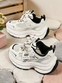 New Kids Breathable Mesh Thick Sole Chunky Sneakers, Hook And Loop Easy On/Off Girls Sports Shoes, Anti-Slip Shock-Absorbing Thick Sole School Shoes, Boys And Girls Fashionable Elegant Autumn Shoes, Versatile Daily Walking School Shoes For Girls - Black - View 3