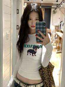 1件女款純色長袖T恤，修身短版上衣 - 白色 - 查看 1
