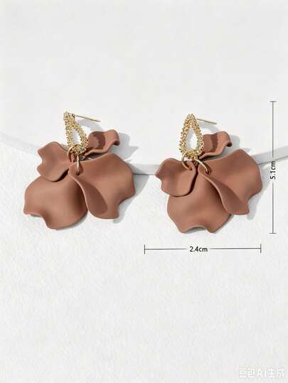 1 Pair Of Petal Earrings Fashionable Elegant Exaggerated