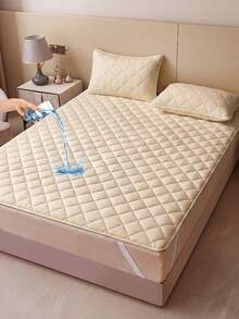 1pc Waterproof Dust-Proof Mattress Protector, Quilted Design, With Elastic Band, Suitable For All Seasons, Soft And Comfortable, Breathable, Khaki Color - Khaki - View 2