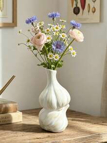 A Vintage Elegant Vase. It Can Be Used As A Flower Container For The Living Room, Placed On A Dried Flower Stand As A Modern Decoration, Or As A Centerpiece For The Dining Table. It Can Hold Fresh Flowers Or Artificial Flowers, Making It An Ideal Decoration For Coffee Tables, Desks, And Living Rooms. Suitable For Room Decor, Home Decor, And Autumn Decoration. Vase/Vase - A - View 5