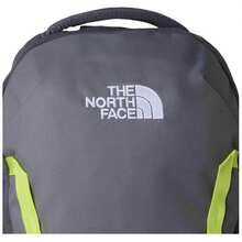 The North Face حقيبة ظهر خفيفة الوزن للاستخدام الخارجي - رمادي - مشاهدة 3