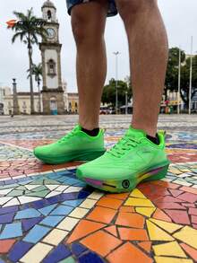 EDIXIM Men's Summer New Mesh Road Running Shoes, Casual Commute Sports Shoes, Breathable, Lightweight, Shock-Absorbing, Soft Sole - Green - View 1