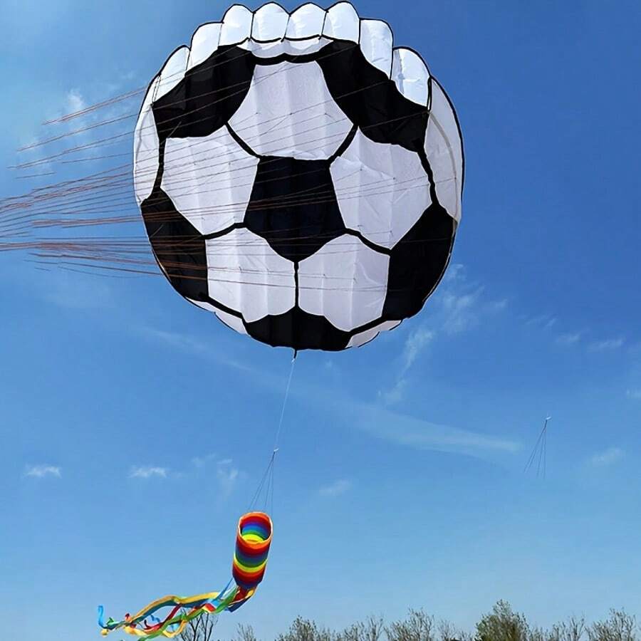 Layang-layang Lembut Ekor Panjang 3D 236,22 Inci Bentuk Sepak Bola dengan Tali Pegangan 3937,01 Inci, Cocok untuk Terbang di Pantai dan Luar Ruangan, Layang-layang Profesional, Mudah Diterbangkan, Tas Penyimpanan Tahan Sobek, Hadiah Liburan - MultiWarna - View 1