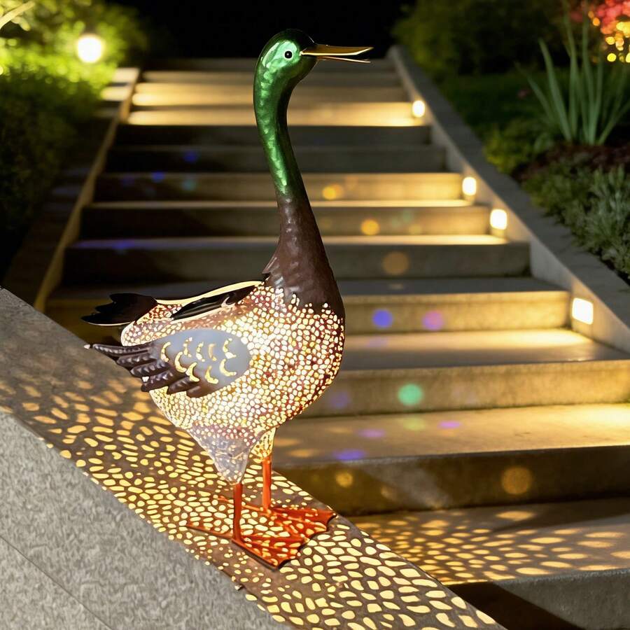 1 buah Lampu Patung Tenaga Surya Luar Ruangan, Dekorasi Taman, Lampu Patung Bebek Lucu 3D, Desain Kreatif Bahan Besi, Cantik, Tahan Karat, dan Tahan Lama, Gaya Halaman Belakang, Bistro, Kafe, Lampu Kemah, Ornamen Halaman/Rumput, Cocok untuk Teras, Halaman Rumput, Semua Musim